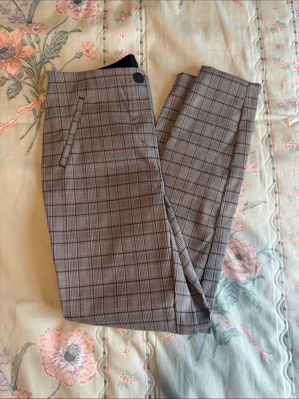 Reitmans Gray Plaid Women's Dress Pants